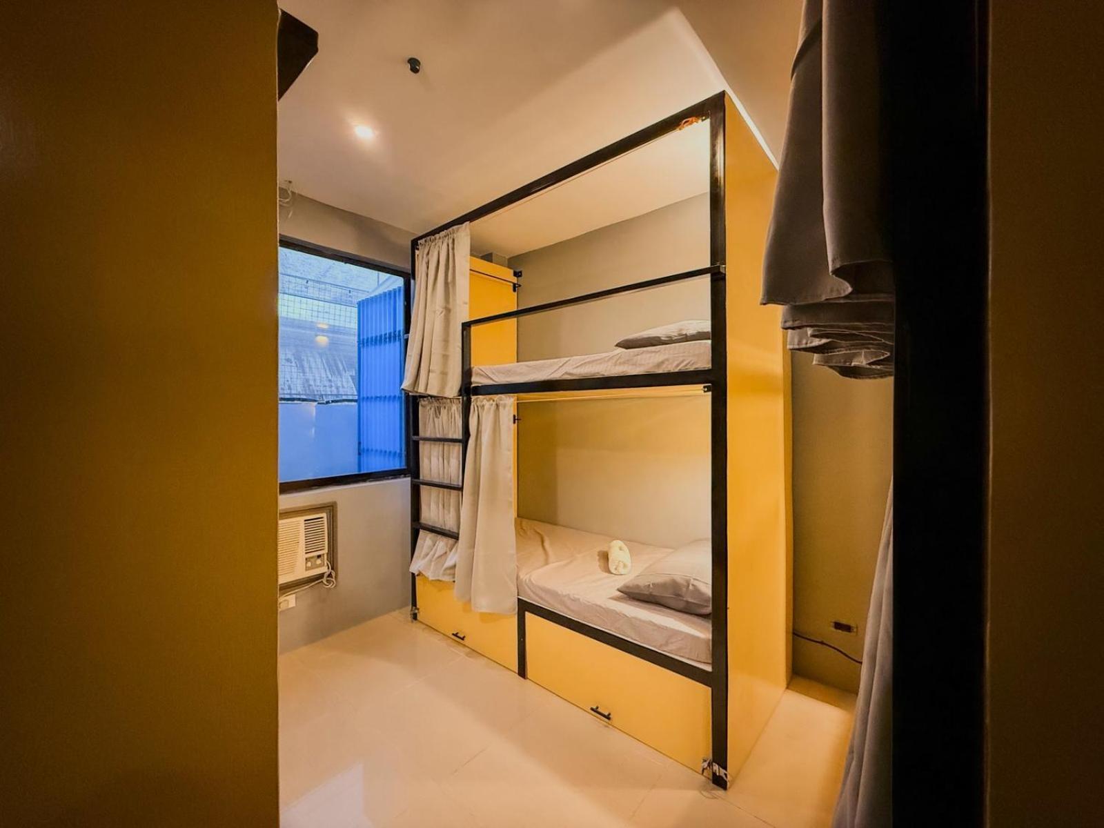 Goofy Ants Hostel プエルト・プリンセサ エクステリア 写真